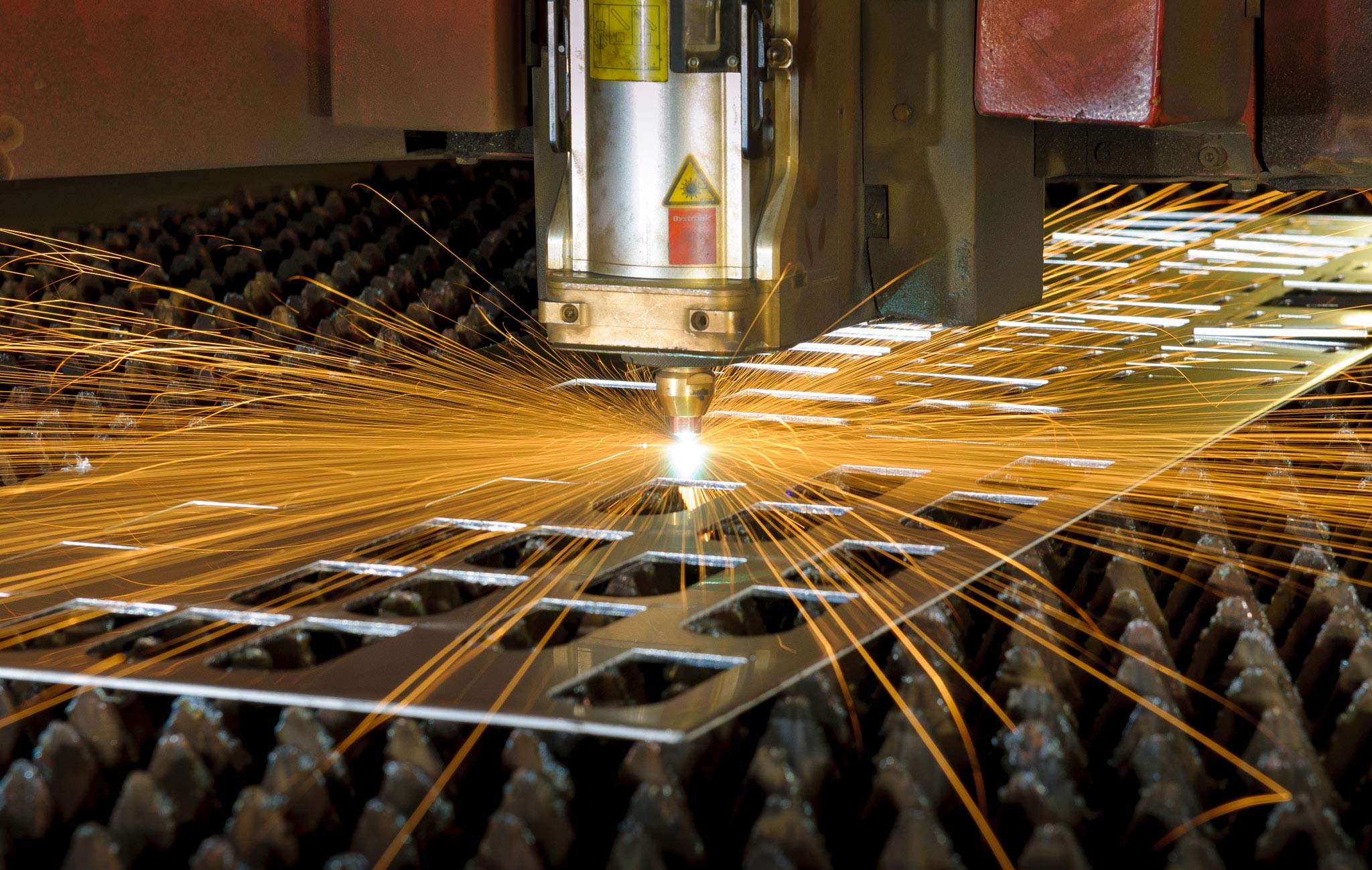 Laser cutting for steel